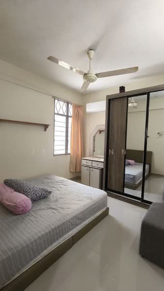 Flat for Sale at Taman Jubilee Phase 3 - Jessilynne . - Bedroom - PropertyGuru.com.my