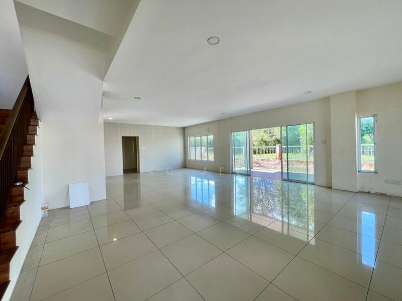 Semi-Detached House for Sale in Kuching (Sarawak) - KC Jee - PropertyGuru.com.my