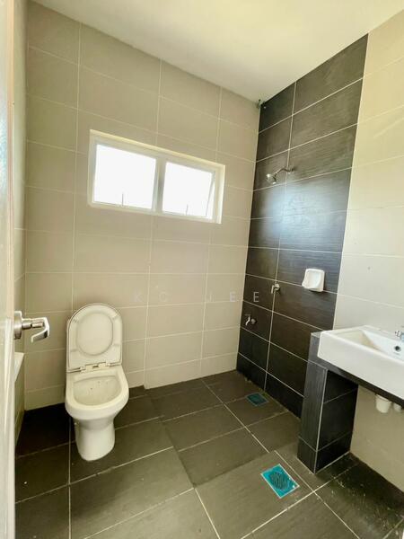 Semi-Detached House for Sale in Kuching (Sarawak) - KC Jee - PropertyGuru.com.my