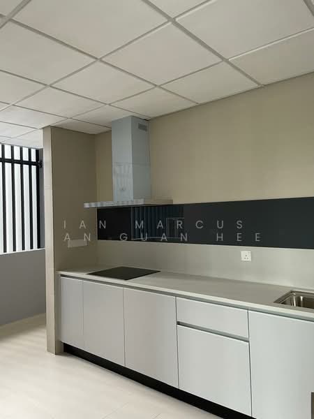 Condominium for Sale at Residensi Astrea - Ian Marcus Tan Guan Hee - Kitchen - PropertyGuru.com.my