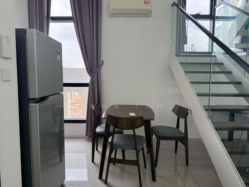 Service Residence for Rent at Residential Suites @ HighPark - Leon Teh - Dining Room - PropertyGuru.com.my