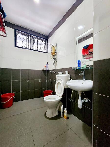2-storey Terraced House for Sale in Taman Sri Putri (Skudai) - Vincy Sia - Bathroom - PropertyGuru.com.my