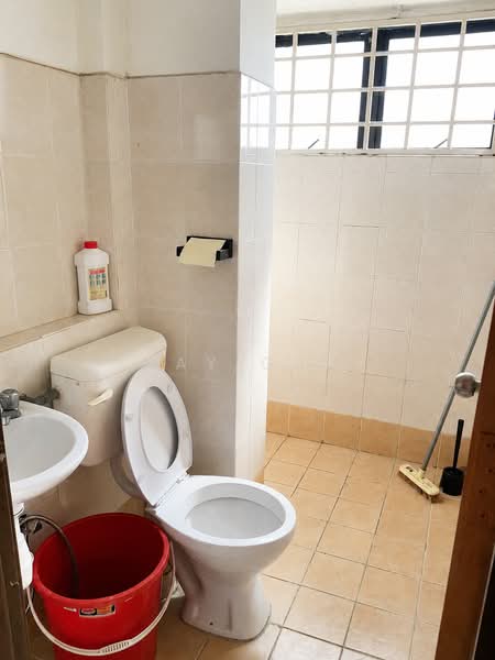 Apartment for Rent at Ixora - Ray Gan - Bathroom - PropertyGuru.com.my