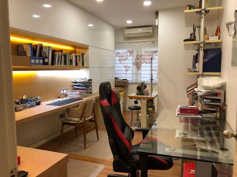 Rumah Teres 3-Tingkat untuk Dijual di Taman Tasik Damai (Sungai Besi) - REX LIM - Study - PropertyGuru.com.my