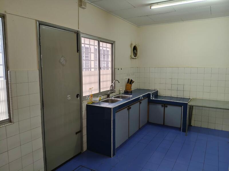 Rumah Teres 2 Tingkat untuk Disewa di Bandar Sunway (Sunway) - Simon Tan - Kitchen - PropertyGuru.com.my