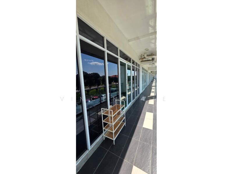 Shop / Office for Sale in Bandar Baru Bangi (Selangor) - Vincent Lee - Corridor - PropertyGuru.com.my