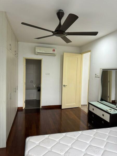 Subang Parkhomes untuk Untuk Disewa - RM 3,500 /bulan, Feb 2026 - Bedroom - PropertyGuru.com.my