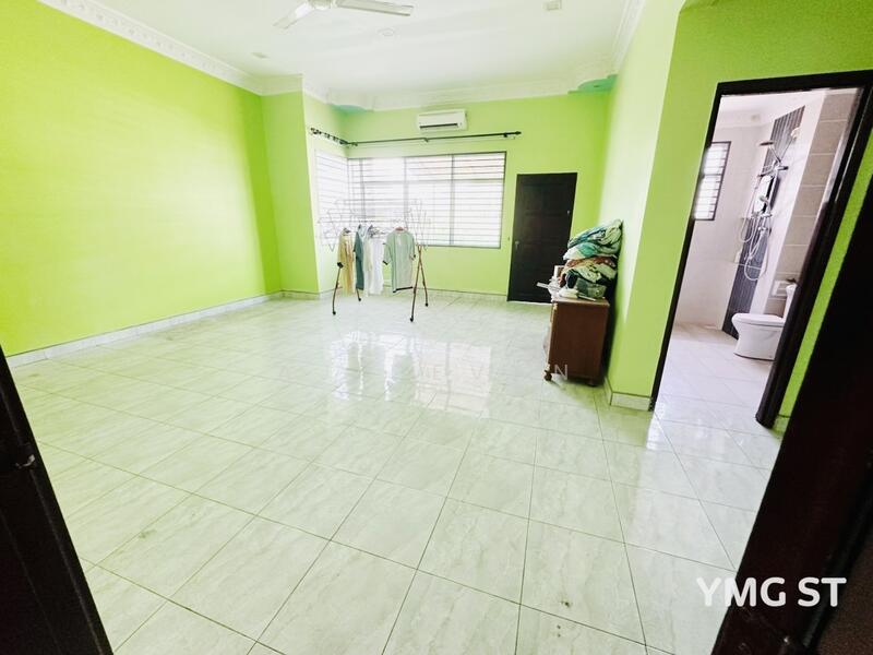 2-storey Terraced House for Sale in Bandar Parklands (Klang) - AJ Devan - Living Room - PropertyGuru.com.my