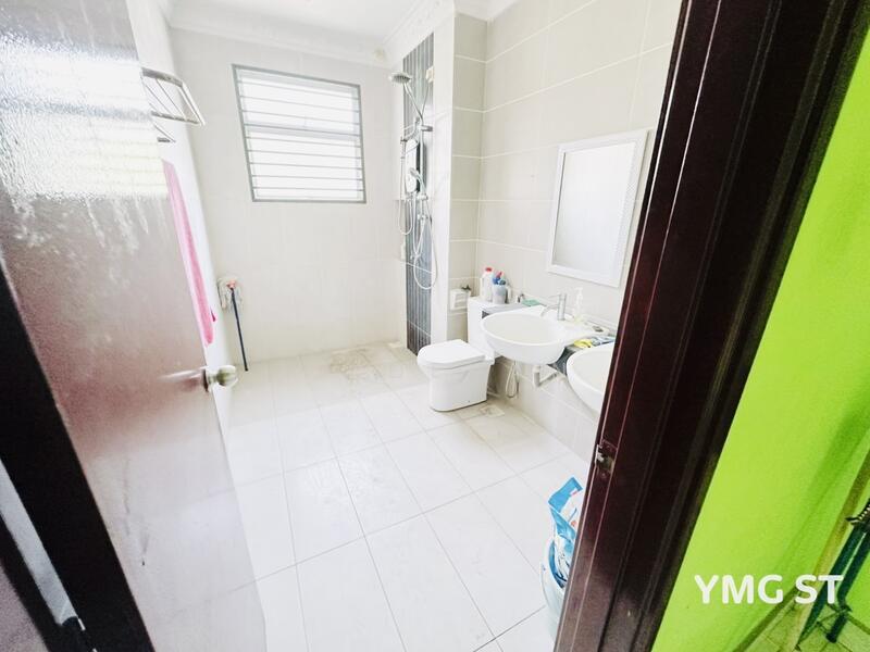 2-storey Terraced House for Sale in Bandar Parklands (Klang) - AJ Devan - Bathroom - PropertyGuru.com.my