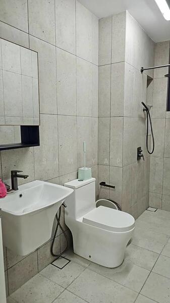 Condominium for Rent at EdgeWood Residences @ SkySanctuary - Sam Yap - Bathroom - PropertyGuru.com.my