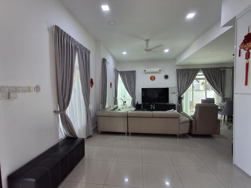 Rumah Berkembar untuk Dijual di Setia Eco Park (Setia Alam) - Bee Lin - Living Room - PropertyGuru.com.my