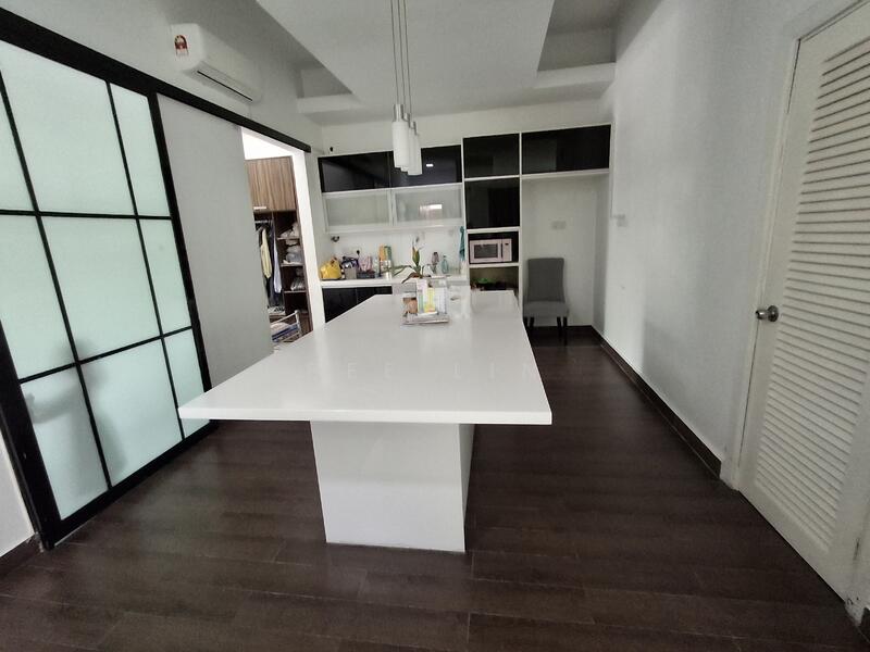 Rumah Berkembar untuk Dijual di Setia Eco Park (Setia Alam) - Bee Lin - Kitchen - PropertyGuru.com.my