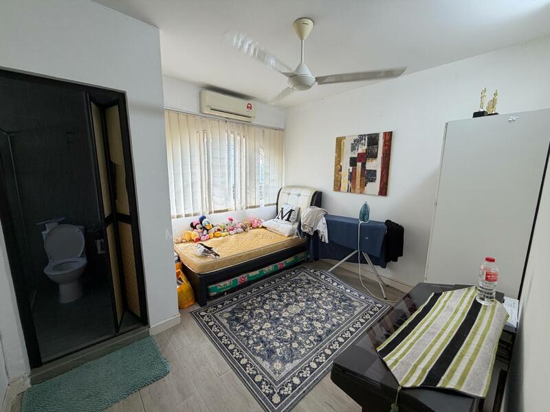 Terraced House for Sale in Taman Pinggiran Ukay (Ulu Kelang) - Mahirah . - Bedroom - PropertyGuru.com.my