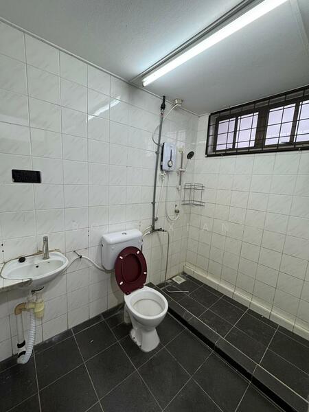 2-storey Terraced House for Sale in Kuching (Sarawak) - Bong Xian - Bathroom - PropertyGuru.com.my