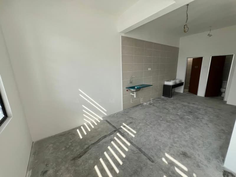 Semi-D Factory for Rent in Johor Bahru (Johor) - Adam Lee - Bathroom - PropertyGuru.com.my