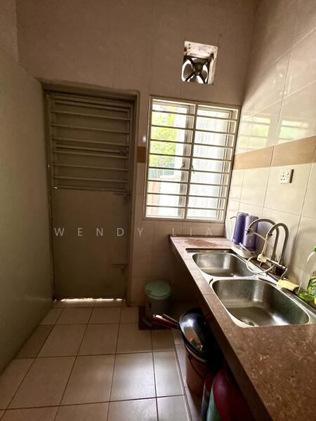 Kinrara Mas untuk Untuk Dijual - RM 980,000, Feb 2026 - Kitchen - PropertyGuru.com.my