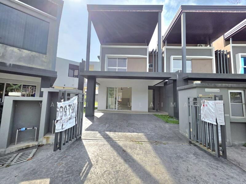 2-storey Terraced House for Sale in Semenyih (Selangor) - Yasmin Sulaiman - Exterior - PropertyGuru.com.my