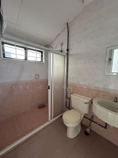 Rumah Teres 2-Tingkat untuk Dijual di Kota Kemuning (Shah Alam) - Anjoe Tang - Bathroom - PropertyGuru.com.my