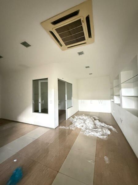 Semi-D Factory for Sale in Taman Desa Cemerlang (Ulu Tiram) - Amber Hew - Interior - PropertyGuru.com.my