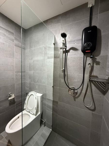 Nest 2 Residences untuk Untuk Disewa - RM 2,000 /bulan, Feb 2026 - Bathroom - PropertyGuru.com.my