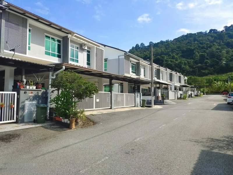 2.5-storey Terraced House for Sale in Jitra (Kedah) - Jayden Geh - Exterior - PropertyGuru.com.my
