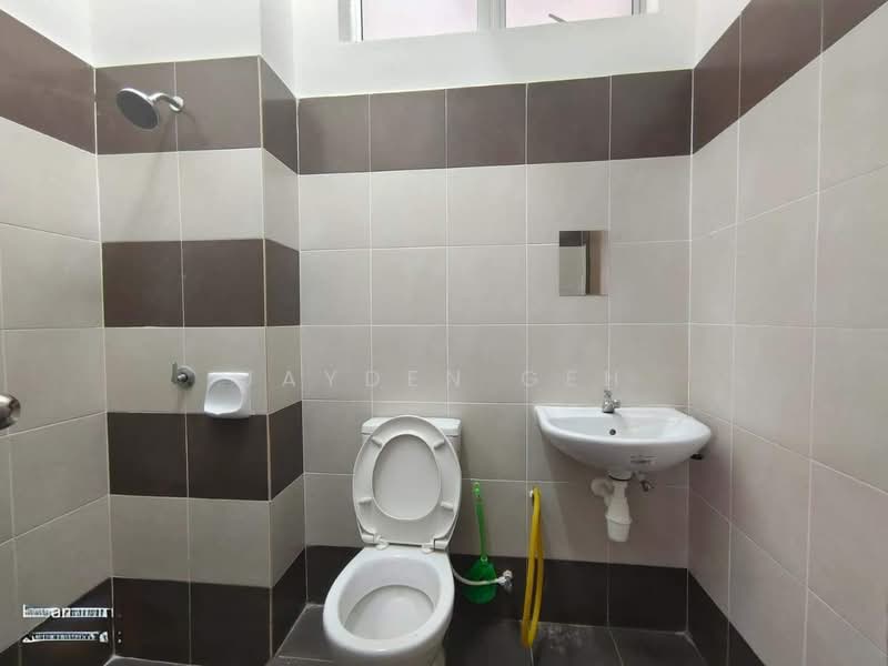 2.5-storey Terraced House for Sale in Jitra (Kedah) - Jayden Geh - Bathroom - PropertyGuru.com.my