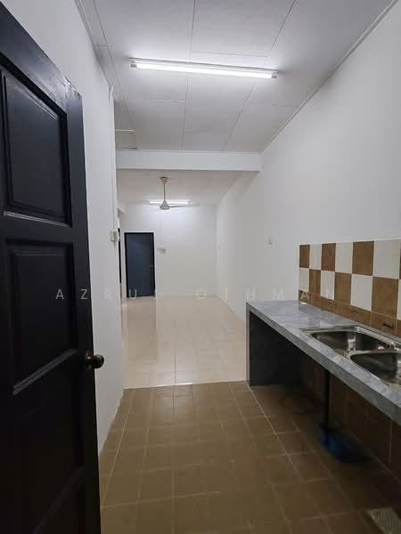 Rumah Teres 1 Tingkat untuk Dijual di Rantau (Negeri Sembilan) - Azrul Othman - Kitchen - PropertyGuru.com.my