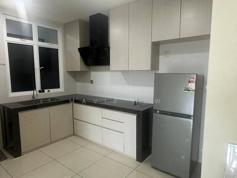 Twin Danga Residence untuk Untuk Disewa - RM 2,400 /bulan, Feb 2026 - Kitchen - PropertyGuru.com.my
