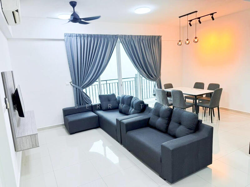 Ideal Residency untuk Untuk Disewa - RM 1,900 /bulan, Feb 2026 - Living Room - PropertyGuru.com.my