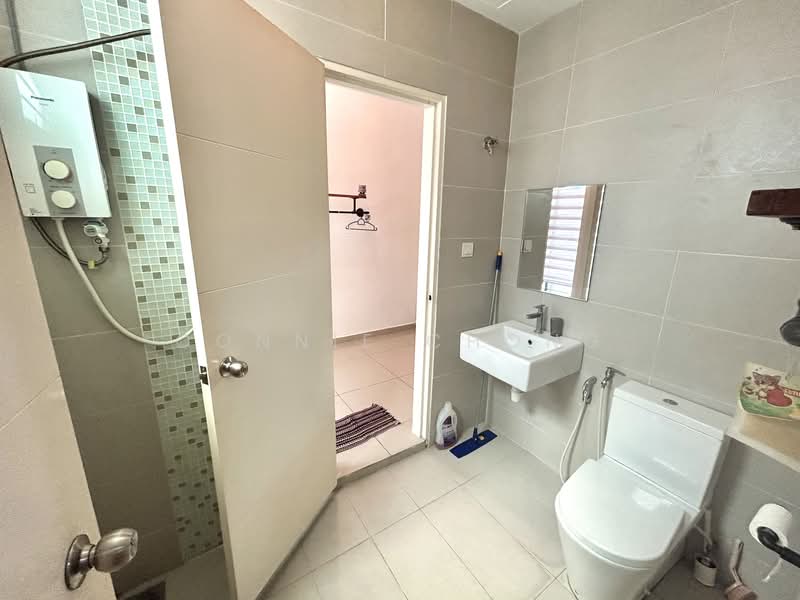 2-storey Terraced House for Sale in Bandar Sri Sendayan (Negeri Sembilan) - Connie Chong - Bathroom - PropertyGuru.com.my