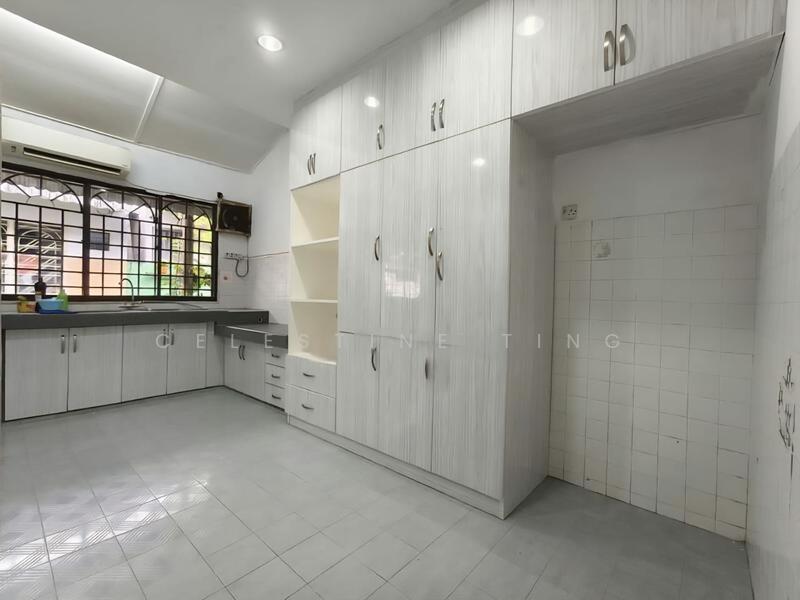1-storey Terraced House for Sale in Taman Desa Semenyih (Semenyih) - Celestine Ting - Kitchen - PropertyGuru.com.my