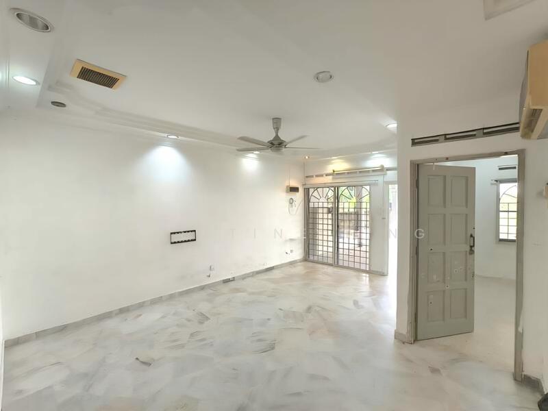 1-storey Terraced House for Sale in Taman Desa Semenyih (Semenyih) - Celestine Ting - Living Room - PropertyGuru.com.my