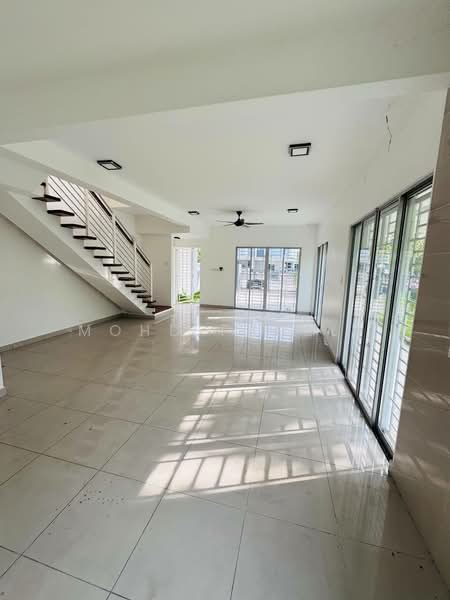 2-storey Terraced House for Sale in Elmina (Shah Alam) - Mohd Fadzli - Living Room - PropertyGuru.com.my