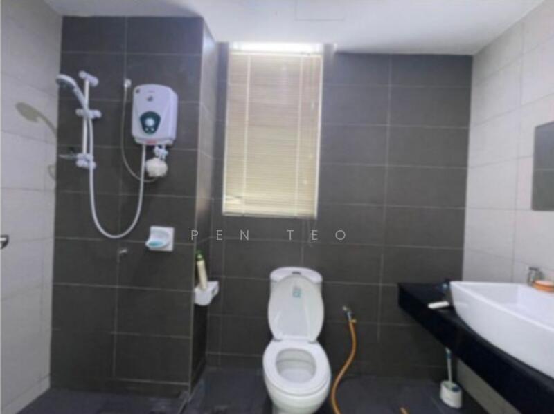 Kondominium untuk Dijual di D'Zone Condominium, Penang - Pen Teo - Bathroom - PropertyGuru.com.my
