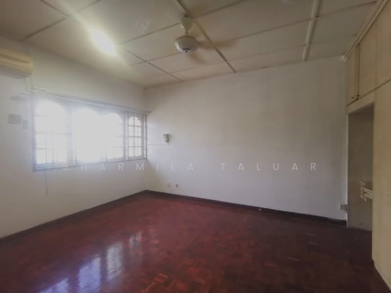 2-storey Terraced House for Sale in Taman Wangsa Baiduri (Subang Jaya) - Sharmila Taluar - Interior - PropertyGuru.com.my