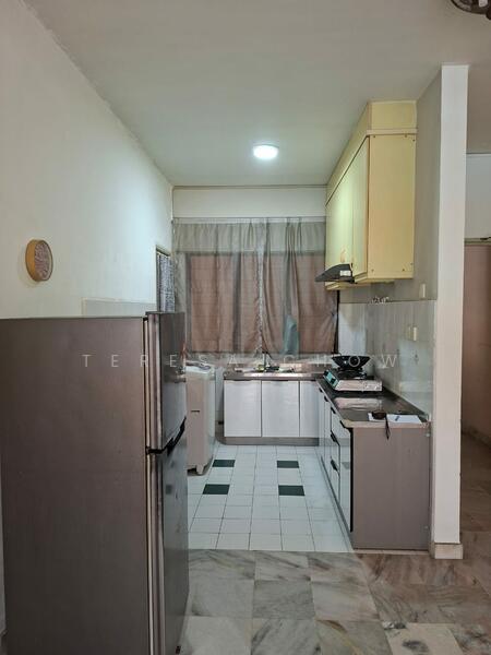 Condominium for Rent at Sunway Sutera Condominium - Teresa Chow - Kitchen - PropertyGuru.com.my
