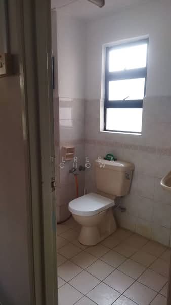 Condominium for Rent at Sunway Sutera Condominium - Teresa Chow - Bathroom - PropertyGuru.com.my
