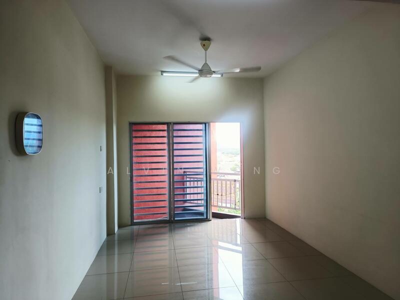 Apartment for Rent at Sky Garden Residences - Alvin Wong - Balcony - PropertyGuru.com.my