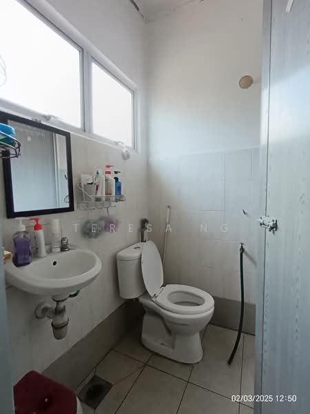Rumah Teres 2-Tingkat untuk Dijual di Taman Bukit Mewah (Kajang) - Teresa Ng - Bathroom - PropertyGuru.com.my