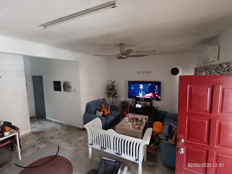 Rumah Teres 2-Tingkat untuk Dijual di Taman Bukit Mewah (Kajang) - Teresa Ng - Living Room - PropertyGuru.com.my