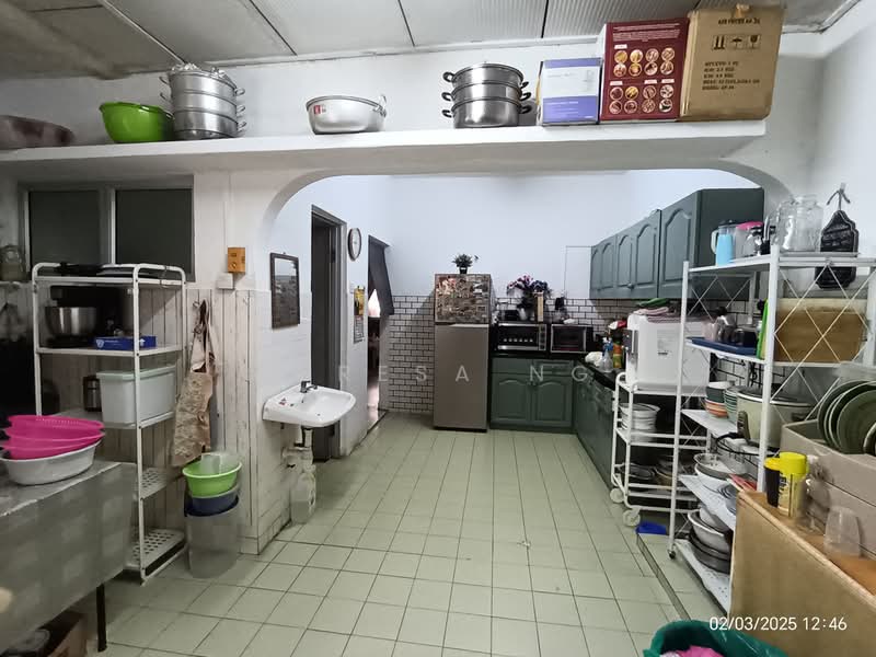 Rumah Teres 2-Tingkat untuk Dijual di Taman Bukit Mewah (Kajang) - Teresa Ng - Kitchen - PropertyGuru.com.my