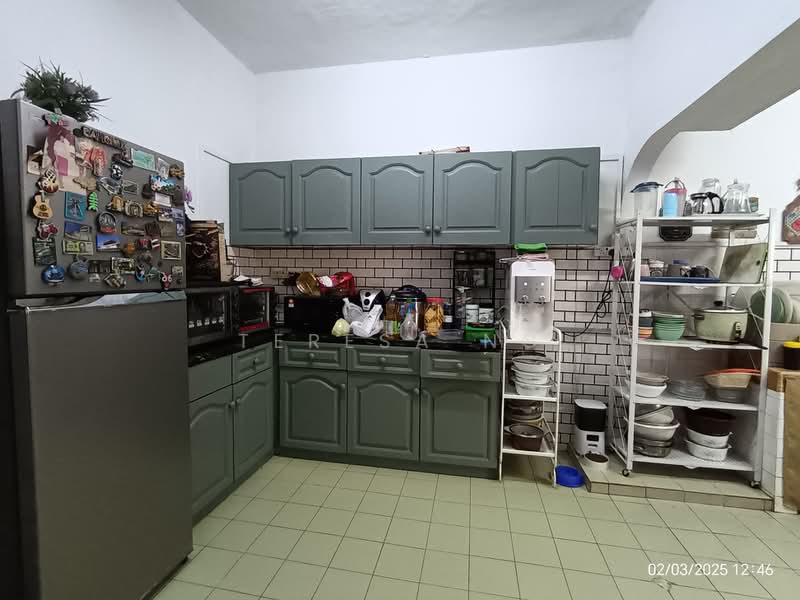 Rumah Teres 2-Tingkat untuk Dijual di Taman Bukit Mewah (Kajang) - Teresa Ng - Kitchen - PropertyGuru.com.my