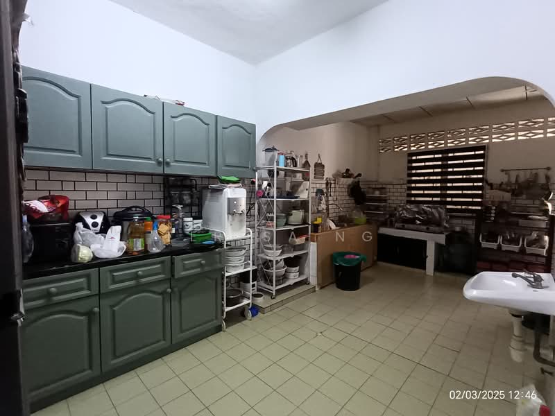 Rumah Teres 2-Tingkat untuk Dijual di Taman Bukit Mewah (Kajang) - Teresa Ng - Kitchen - PropertyGuru.com.my