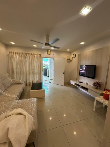 Terraced House for Sale in Puchong (Selangor) - Shirlee Toh - Living Room - PropertyGuru.com.my