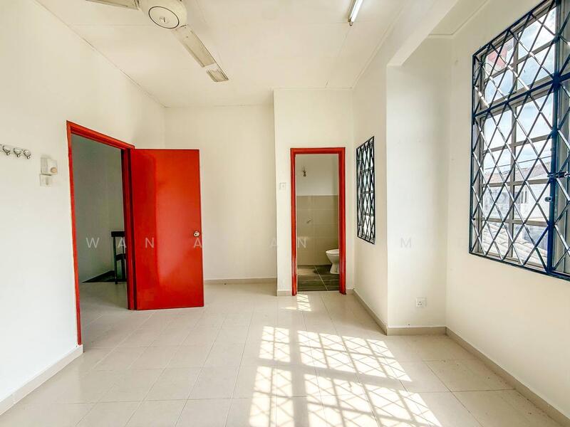 2-storey Terraced House for Sale in Bandar Baru Puncak Alam (Puncak Alam) - Wan Azlan Ahmad - PropertyGuru.com.my