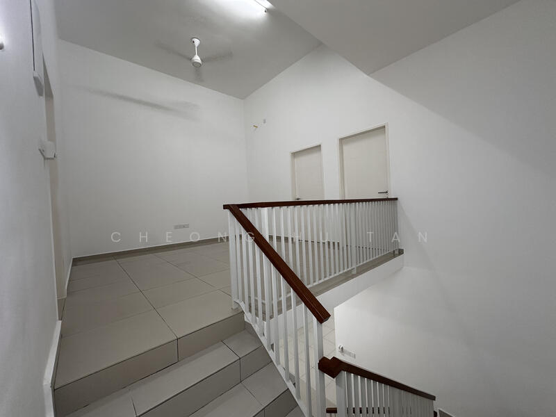 Second Floor Hall / Foyer