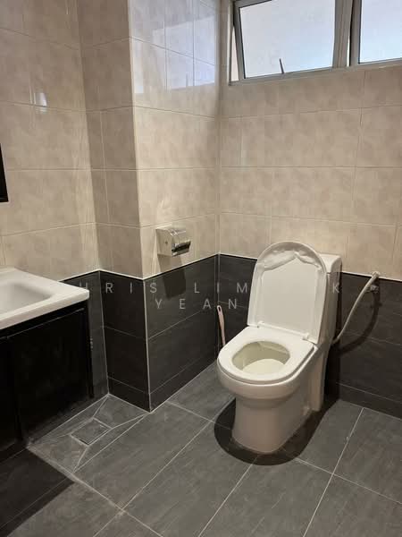 Endah Regal Condominium untuk Untuk Dijual - RM 400,000, Mac 2026 - Bathroom - PropertyGuru.com.my