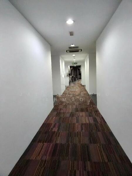 Pejabat untuk Disewa di Pju 5 (Kota Damansara) - Jaleela Banu Ahmad - Corridor - PropertyGuru.com.my