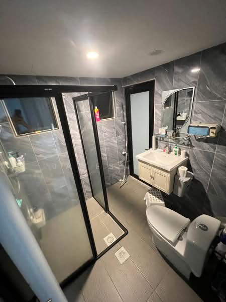 Apartment for Rent at Subang Perdana Goodyear Court 7 - James Loh - Bathroom - PropertyGuru.com.my