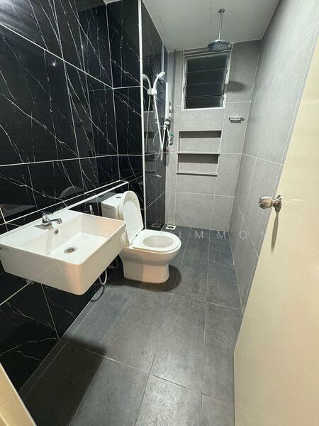 Condominium for Rent at Lakefront Homes - Jacob Simmon - PropertyGuru.com.my